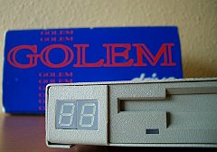 Golden_Drive_With_Display_-_In_box_14