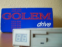 Golden_Drive_With_Display_-_In_box_15