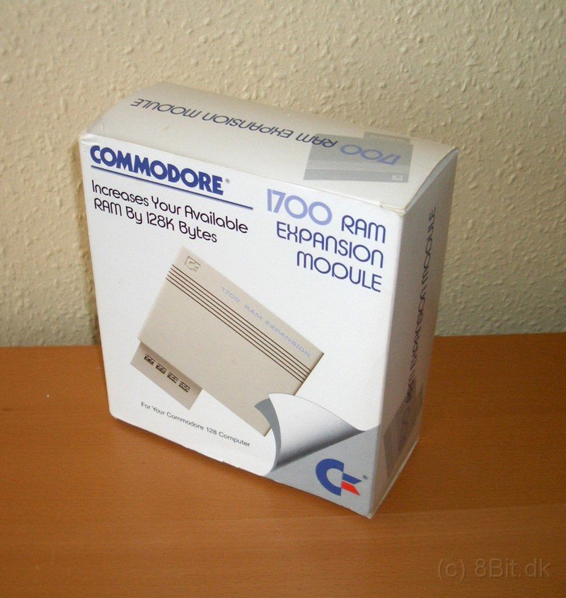 Commodore_1700_11.JPG